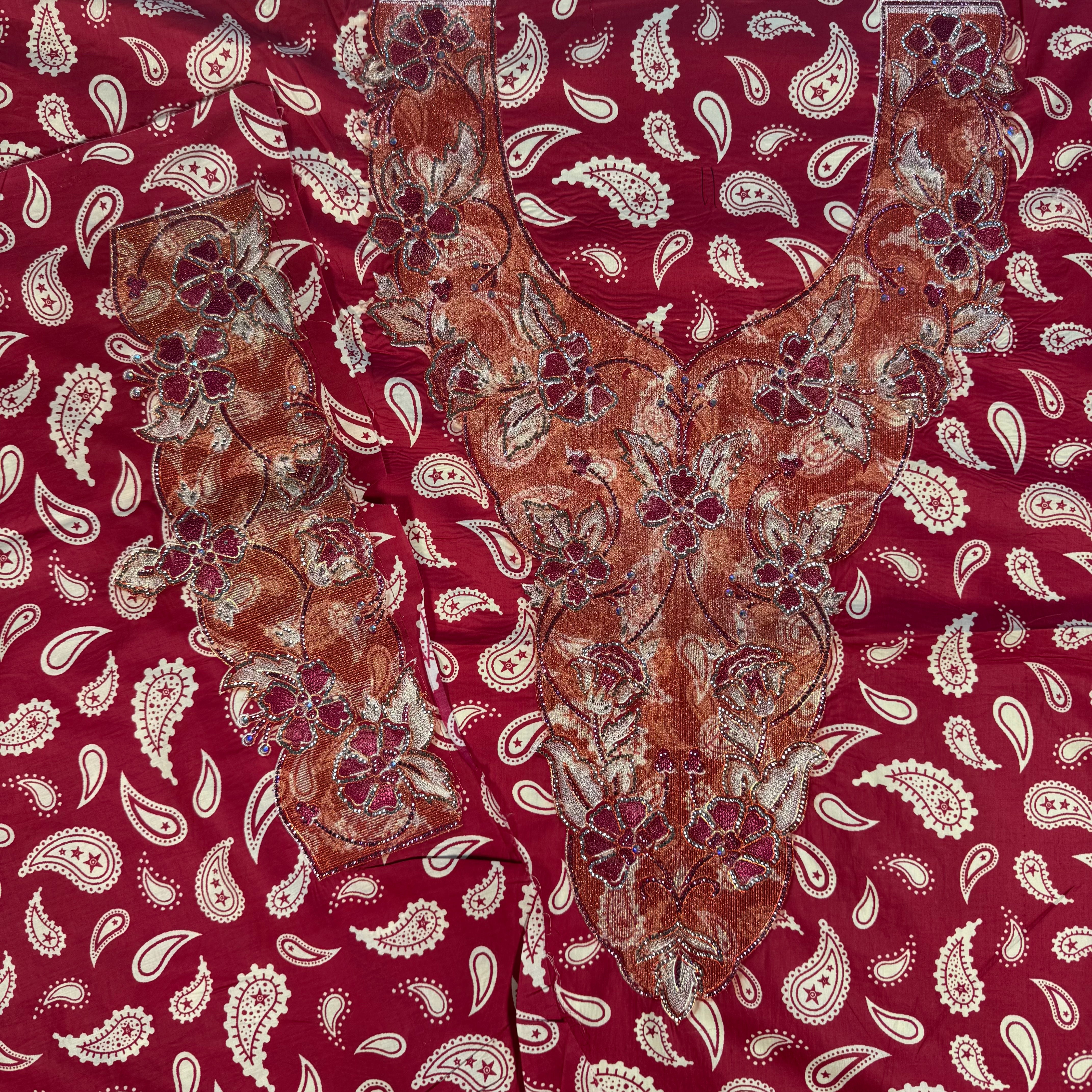Laser-cut abaya with beaded design