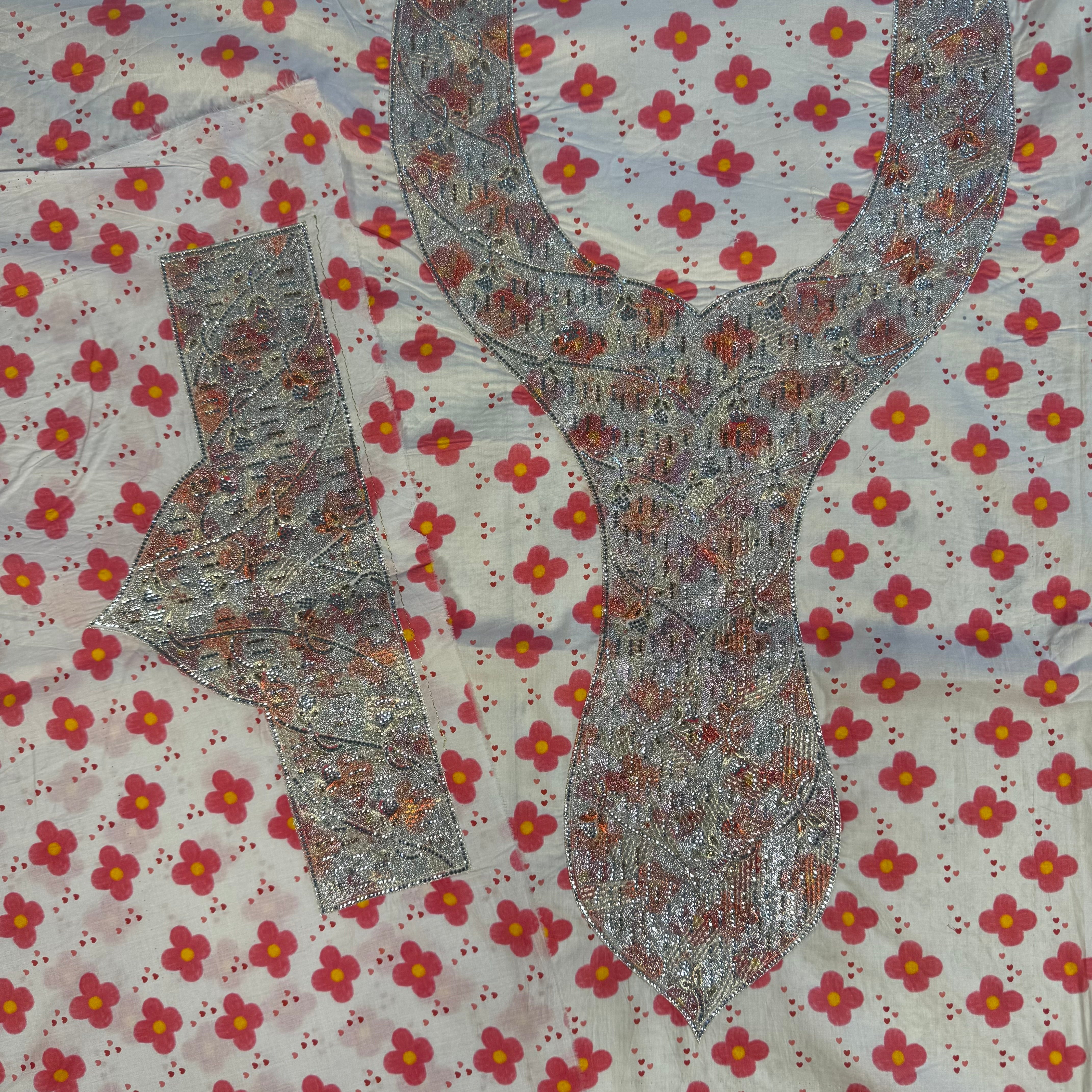 Laser-cut مخور with patterned beads