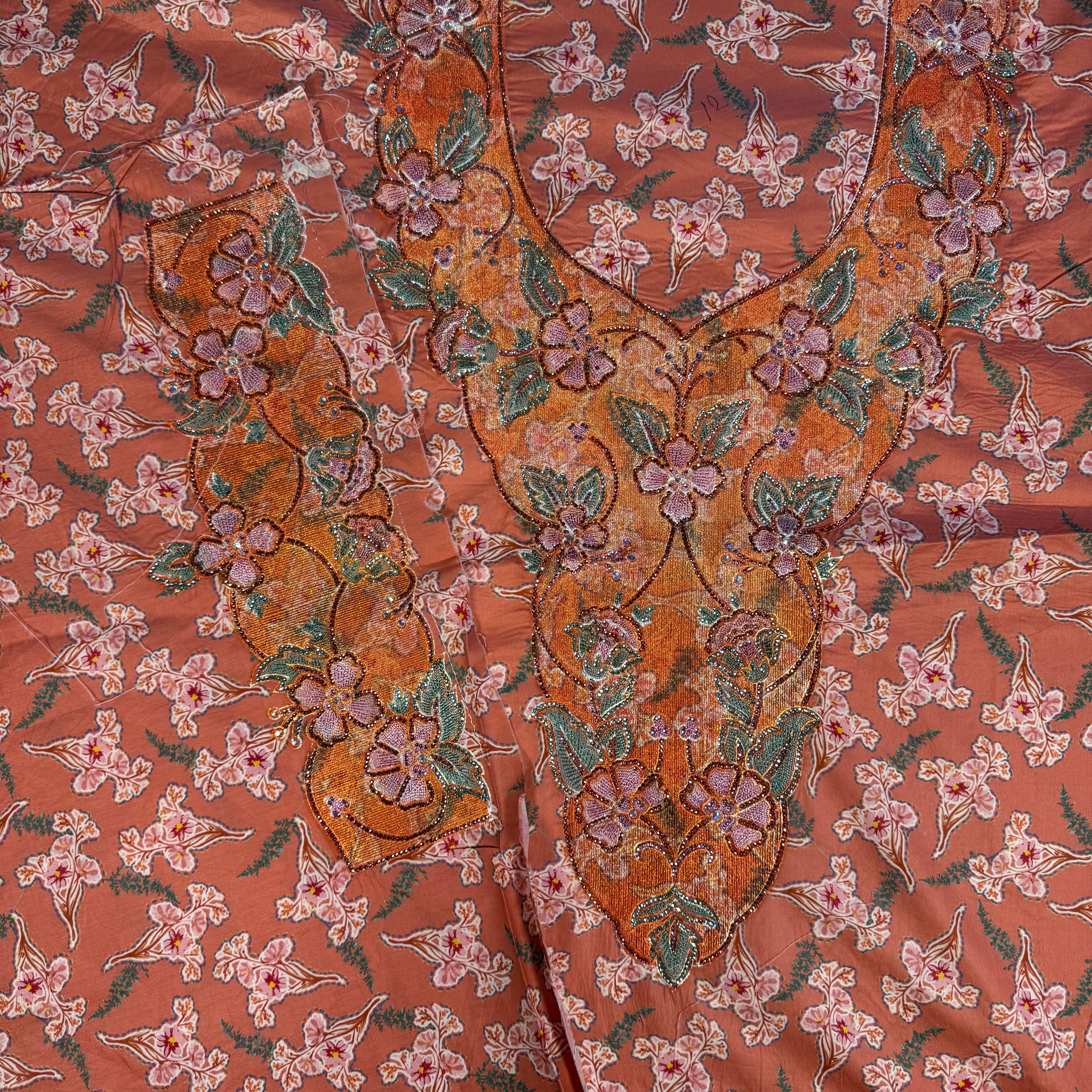 Makhawar with laser-cut fusoos print