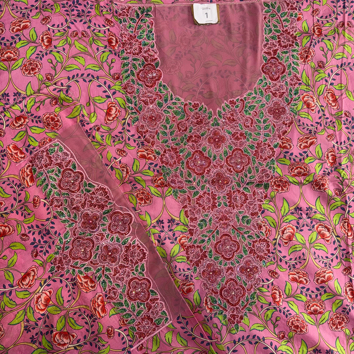 مخور فرنسي مع فصوص (1)