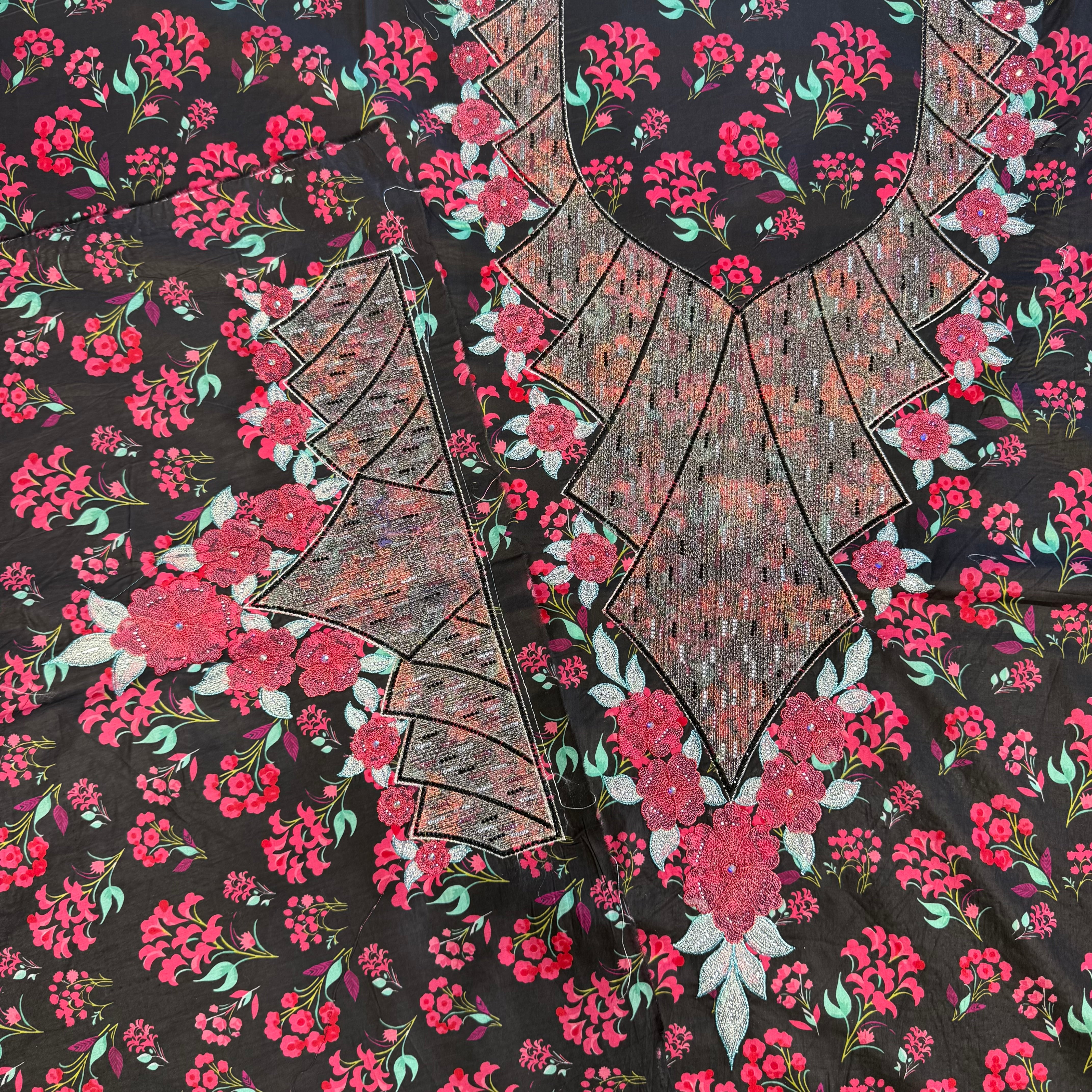 Laser-cut مخور with imprinted beads